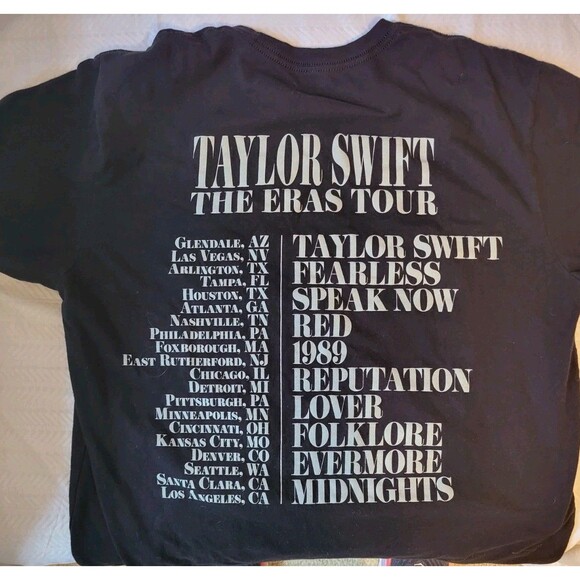 Taylor Swift The Eras Tour Tshirt Woman Large Tour Merch Photo Graphic Tee Black - Picture 4 of 9